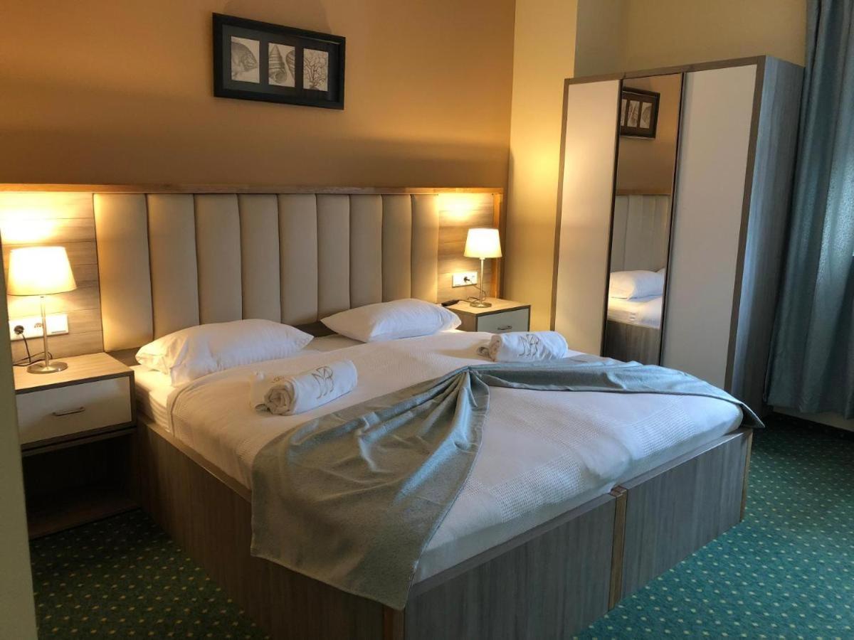 Mein Palace Hotel Okriftel Екстер'єр фото